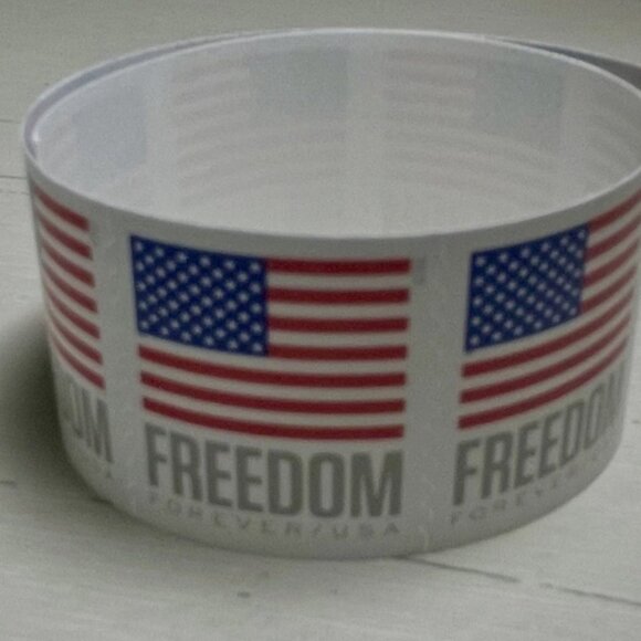 10 ROLLS OF 1000 USPS FIRST CLASS AUTHENTIC FOREVER STAMPS 2023 SEALED NEW - Picture 3 of 6